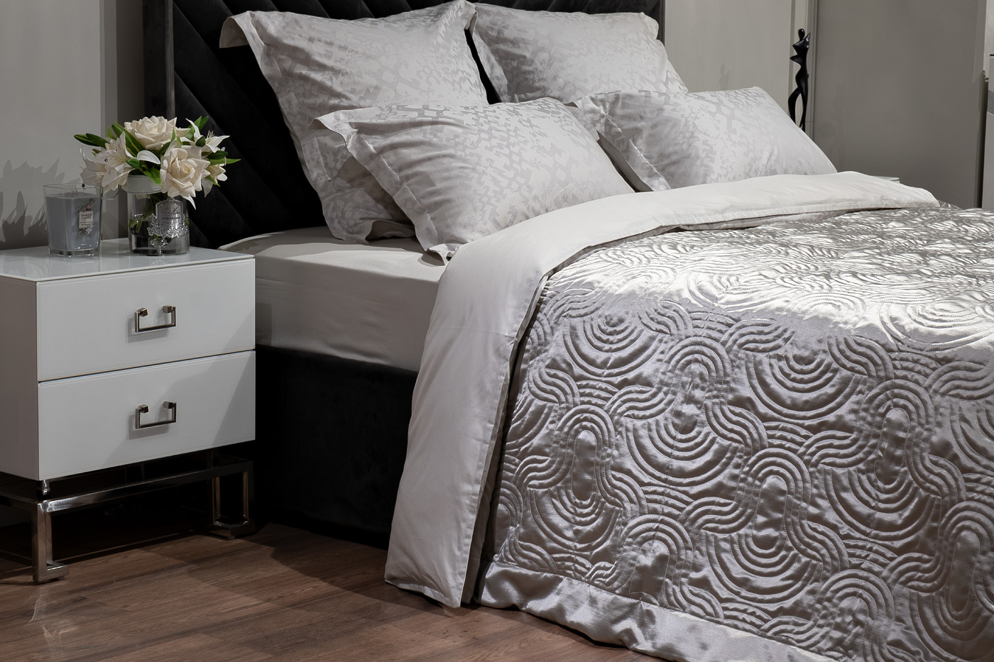 Покрывало Эйфория (Euphoria) Пикколо 260х260см со стежкой 2