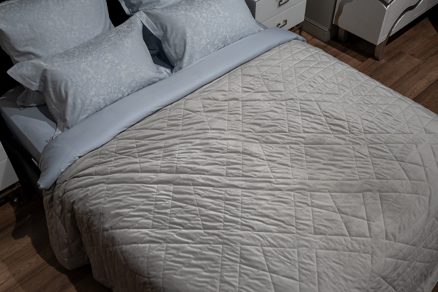 Покрывало Шелк (Silky) Ромбо 260х260см со стежкой 3