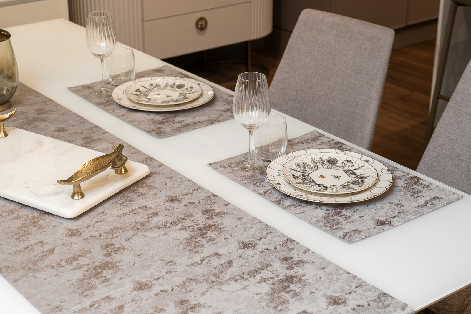 Набор для сервировки стола Mirage Mica дорожка 50х180см и две салфетки 33х45см 1