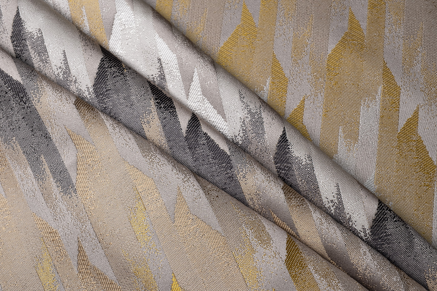 Ткань портьерная Каскад (Cascada) с золотым 2