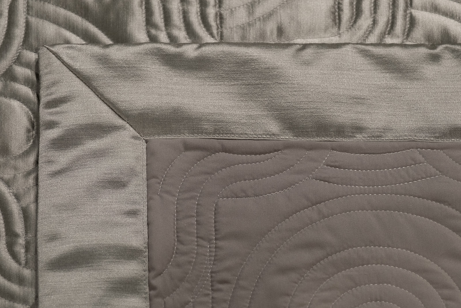 Покрывало Euphoria 12 Аморе 260х260см со стежкой 6