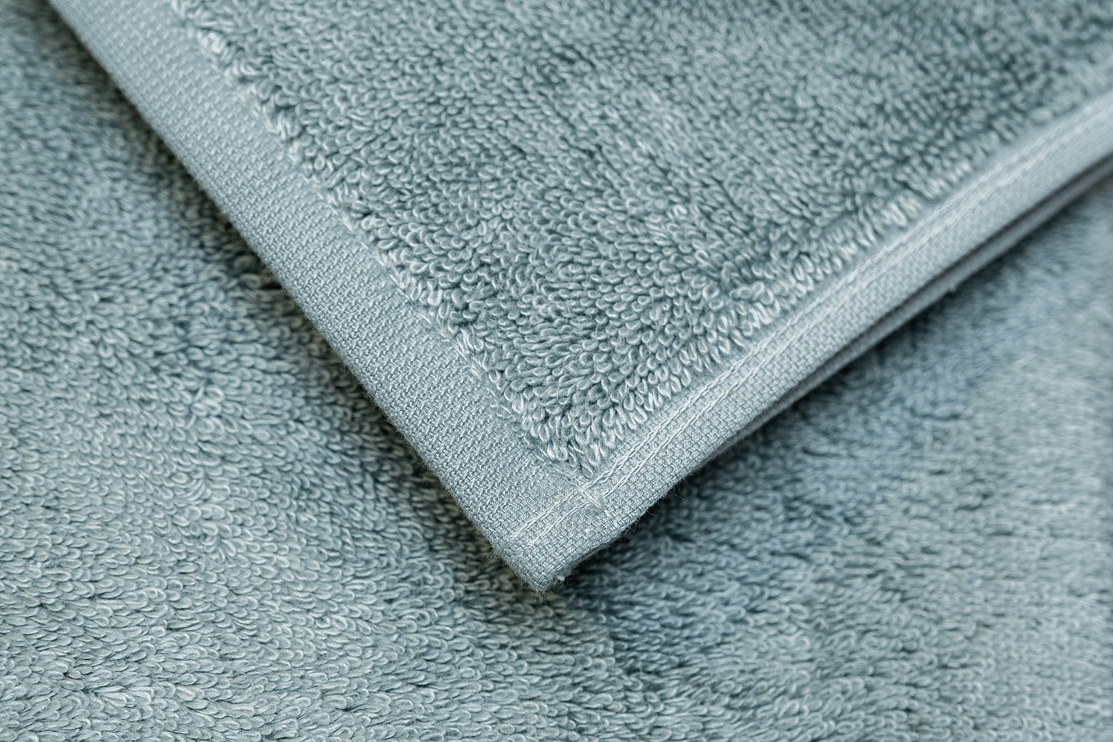 Полотенце «Лирика» 70*140 голубое 4