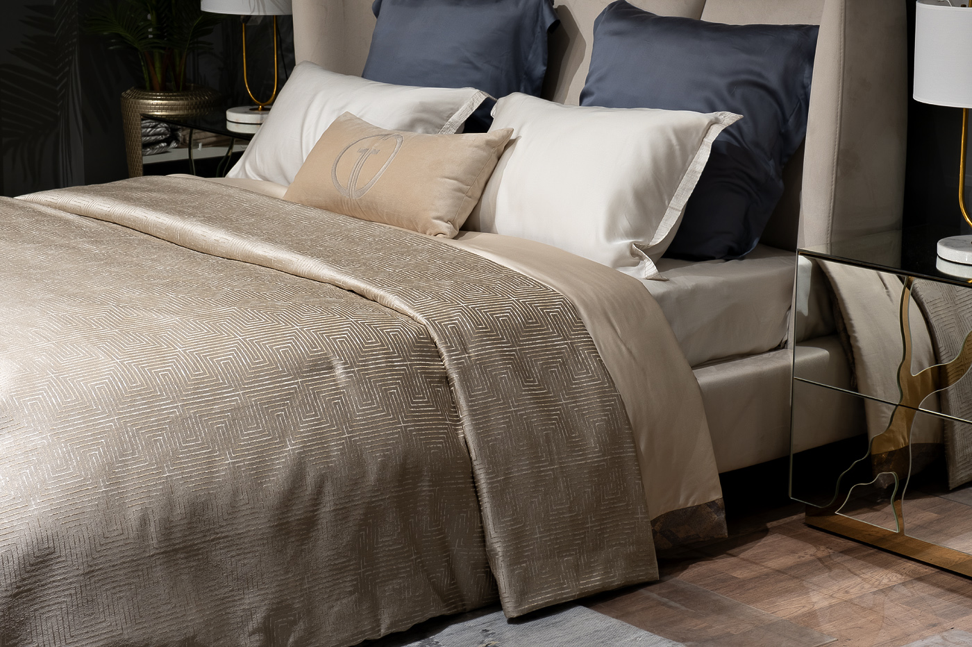 Покрывало Глянец (Gloss) 260х260см бежевое 3