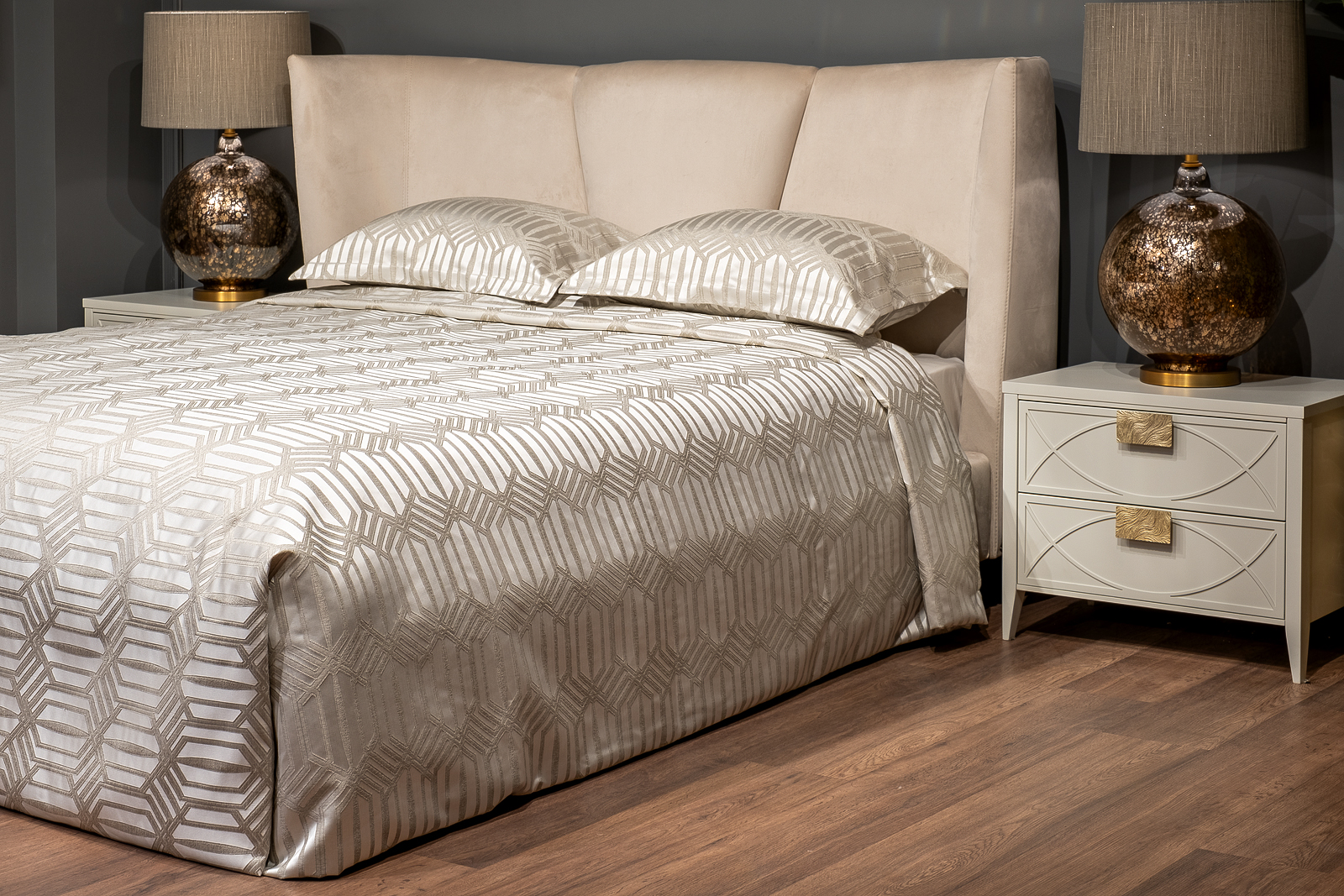 Комплект Artdeco покрывало с двумя наволочками 3