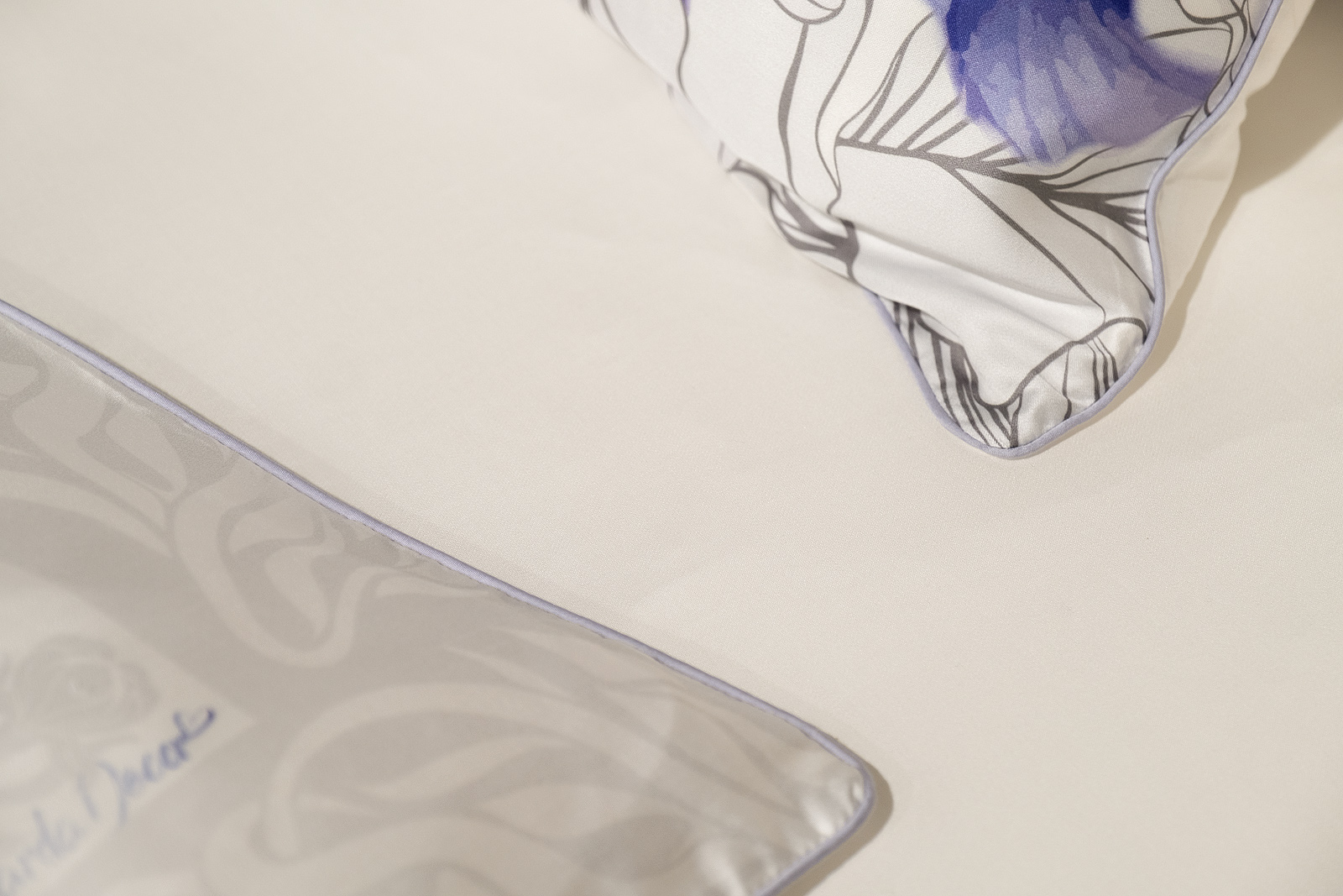 Простыня на резинке тенсель 180х200х30см белая 5