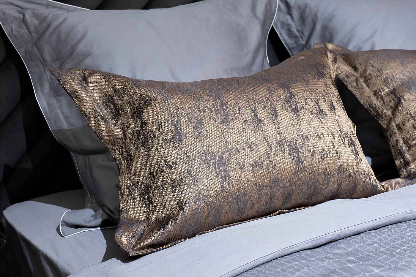 Комплект из 2х декоративных наволочек Хьюстон (Houston) 50х70см золотой 5