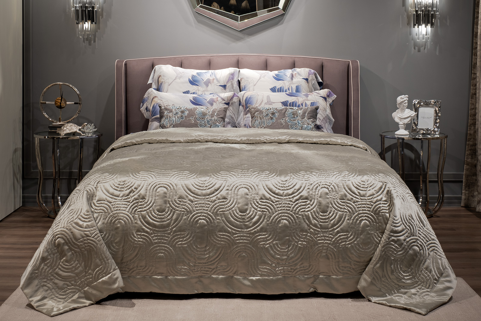 Покрывало Euphoria 12 Аморе 260х260см со стежкой 1