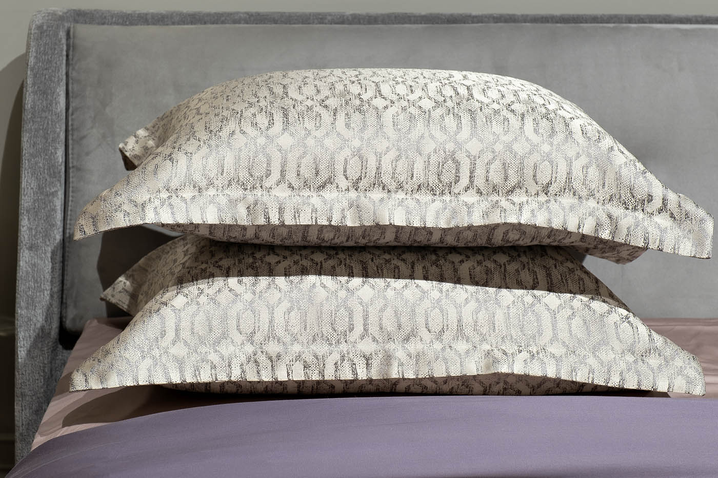 Комплект из 2х декоративных наволочек Хьюстон (Houston) 50х70см серый 1