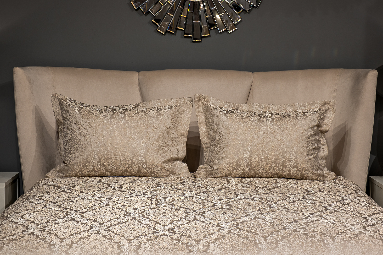 Комплект Эмоция (Emotion) покрывало с двумя наволочками 4