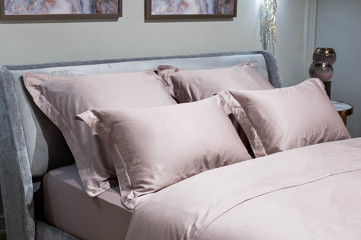 Простыня сатиновая на резинке 90х200х30см пудреная роза 3