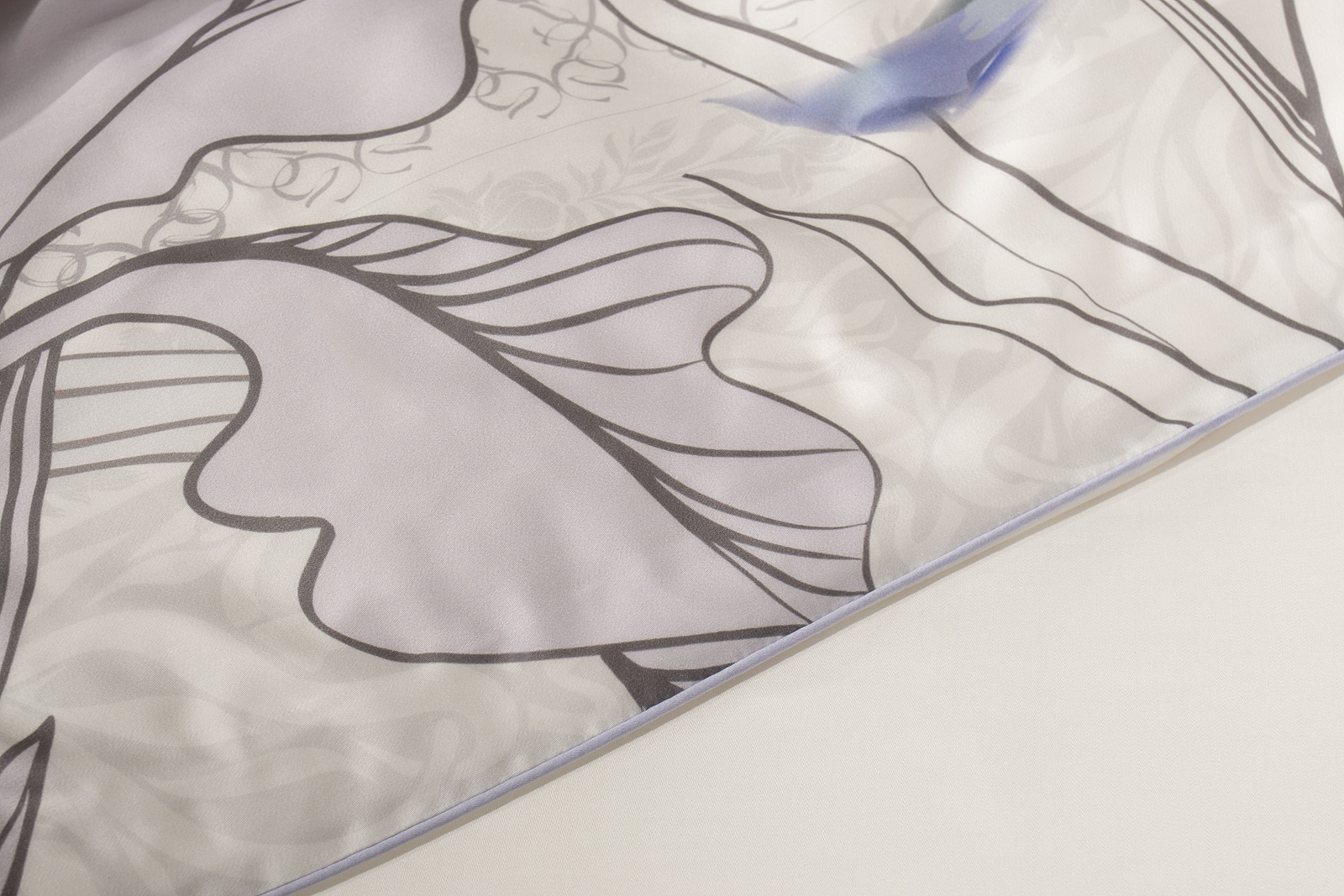 Комплект постельного белья «Ирисы» тенсель 220х200см с наволочками 50х70см 10