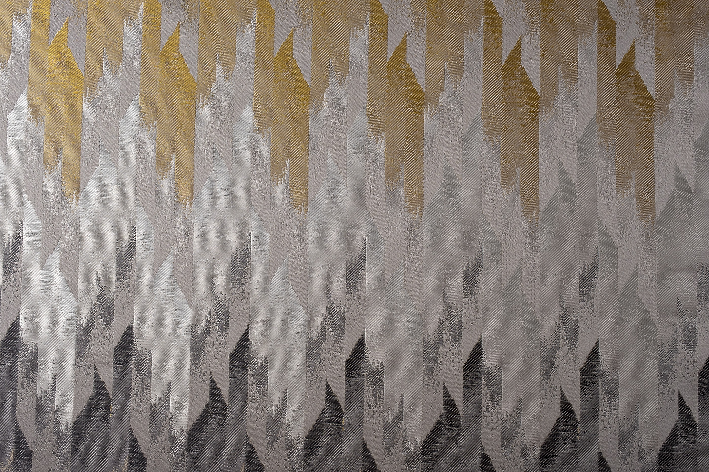 Ткань портьерная КАСКАДА (CASCADA) с золотым 1