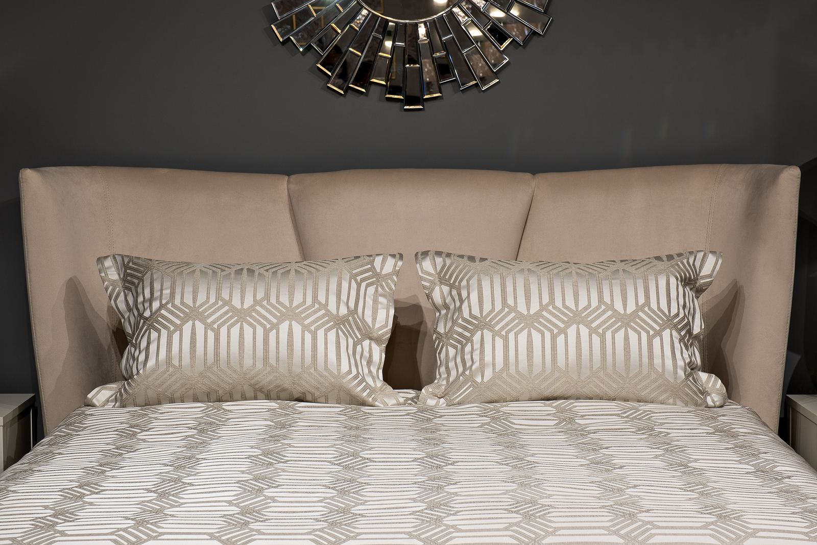 Комплект Artdeco покрывало с двумя наволочками 4