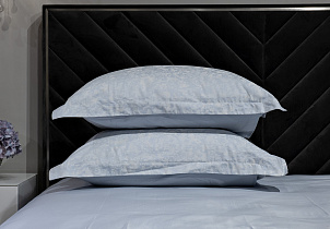 Простыня сатиновая на резинке 180х200х30см голубая 2 (превью)