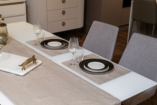 Набор для сервировки стола Мэнсон (Manson) дорожка 50х180см и две салфетки 33х45см