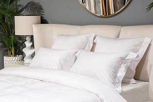 Комплект постельного белья "Лоренцо" белый 220х200см с наволочками 50х70см