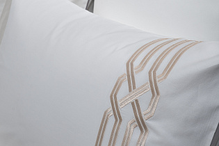 Комплект постельного белья «Паллада» с вышивкой семейный 145х210см золотой 5 (превью)