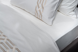 Комплект постельного белья «Паллада» с вышивкой евро 220х200см золотой 6 (превью)